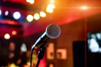 Karaoke at The Old School Yard London Bridge bar
